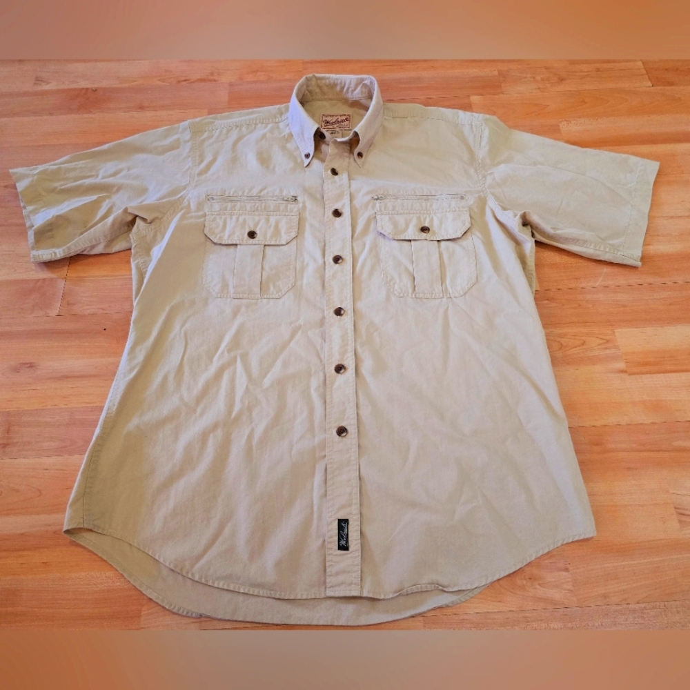 Woolrich Men’s Plaid Short sleeve button-up Shirt - Size M Safari
